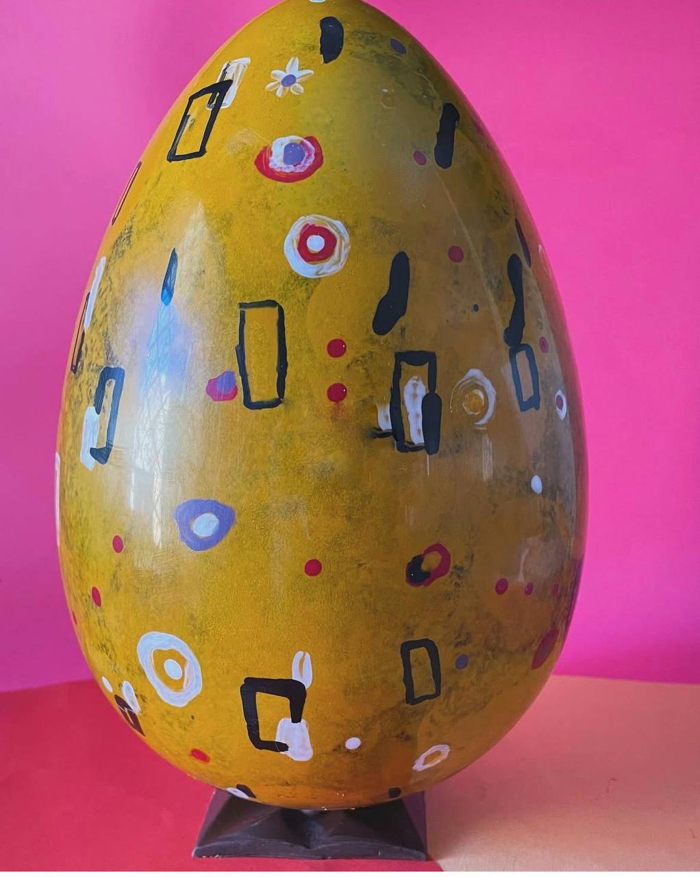 Uovo di Pasqua dipinto a mano 1